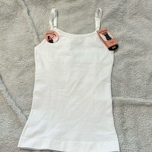 NWT Shapermint Essentials Scoop Neck Cami - Medium